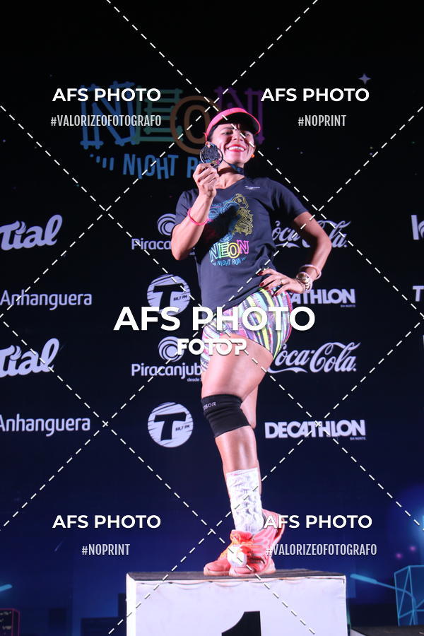 Buy your photos of the eventNeon Night Run 2019 - Brasilia on Fotop