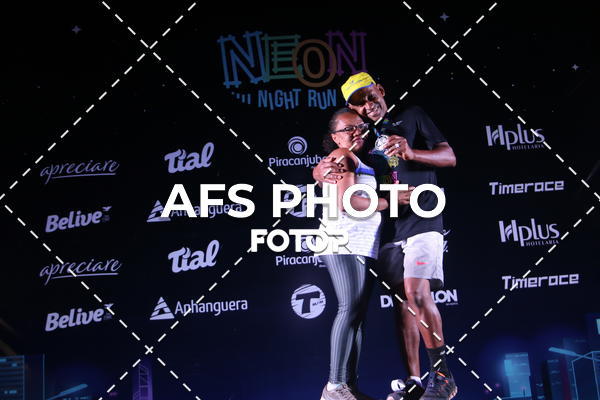 Buy your photos of the eventNeon Night Run 2019 - Brasilia on Fotop