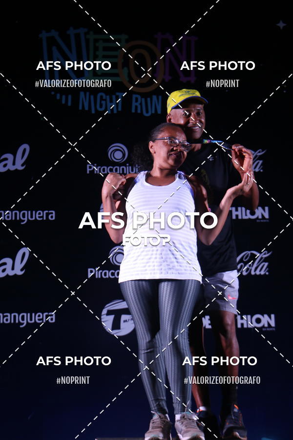 Buy your photos of the eventNeon Night Run 2019 - Brasilia on Fotop
