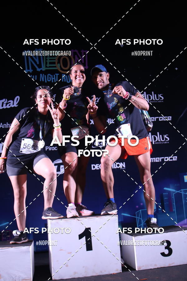 Buy your photos of the eventNeon Night Run 2019 - Brasilia on Fotop
