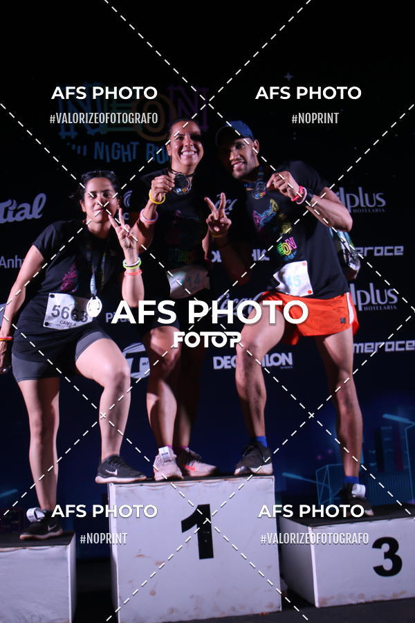 Buy your photos of the eventNeon Night Run 2019 - Brasilia on Fotop