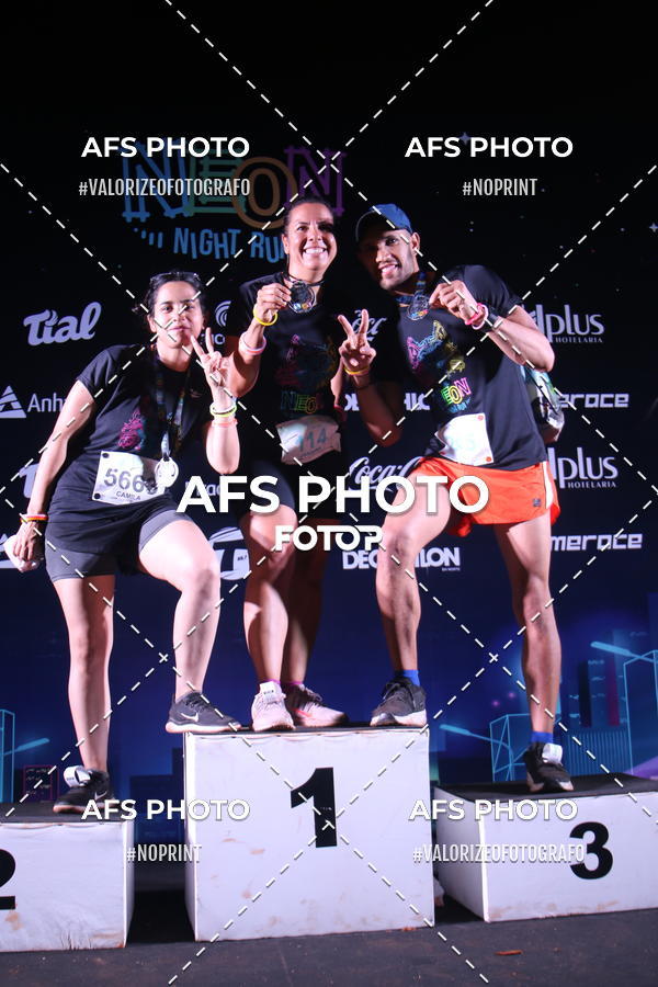 Buy your photos of the eventNeon Night Run 2019 - Brasilia on Fotop