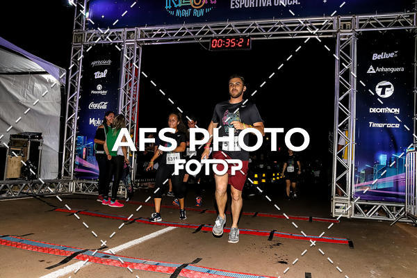 Buy your photos of the eventNeon Night Run 2019 - Brasilia on Fotop