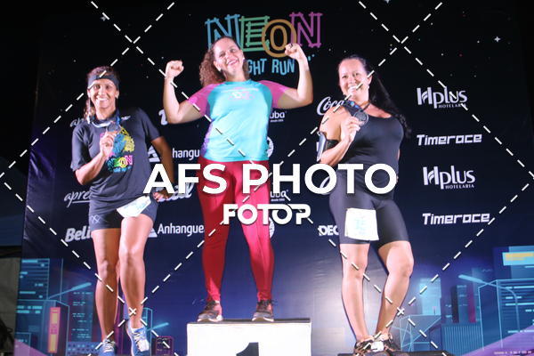 Buy your photos of the eventNeon Night Run 2019 - Brasilia on Fotop