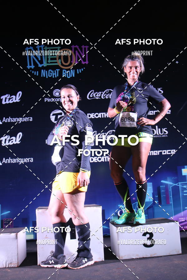 Buy your photos of the eventNeon Night Run 2019 - Brasilia on Fotop