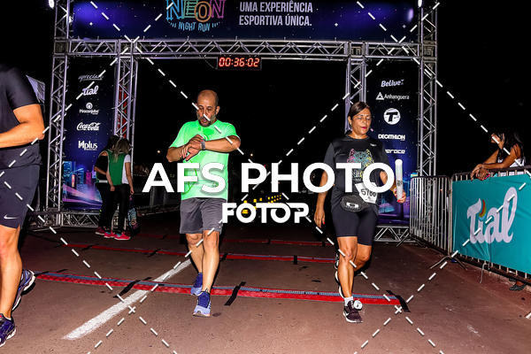 Buy your photos of the eventNeon Night Run 2019 - Brasilia on Fotop