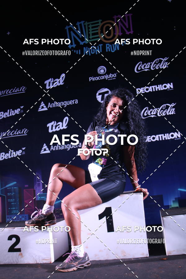 Buy your photos of the eventNeon Night Run 2019 - Brasilia on Fotop