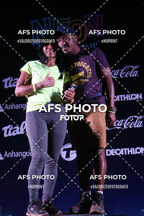 Buy your photos of the eventNeon Night Run 2019 - Brasilia on Fotop