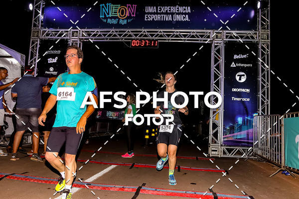 Buy your photos of the eventNeon Night Run 2019 - Brasilia on Fotop