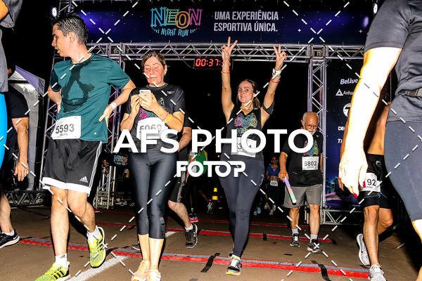 Buy your photos of the eventNeon Night Run 2019 - Brasilia on Fotop