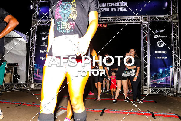 Buy your photos of the eventNeon Night Run 2019 - Brasilia on Fotop