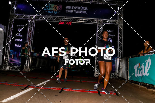 Buy your photos of the eventNeon Night Run 2019 - Brasilia on Fotop