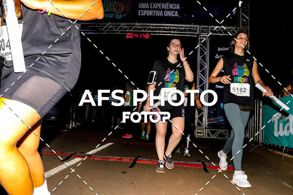 Buy your photos of the eventNeon Night Run 2019 - Brasilia on Fotop