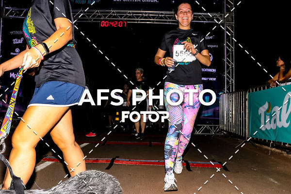 Buy your photos of the eventNeon Night Run 2019 - Brasilia on Fotop