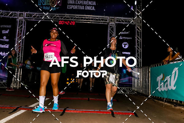 Buy your photos of the eventNeon Night Run 2019 - Brasilia on Fotop