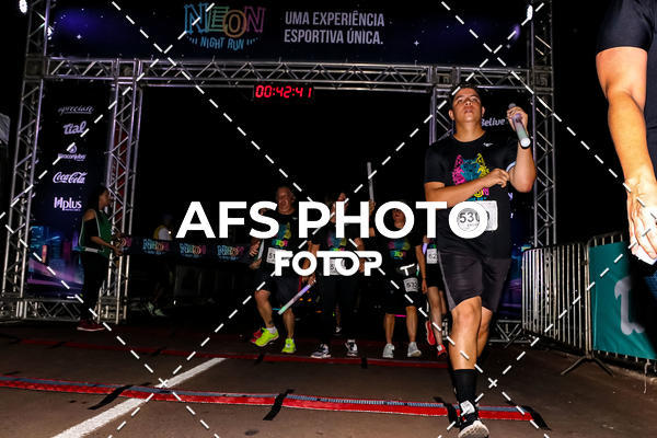 Buy your photos of the eventNeon Night Run 2019 - Brasilia on Fotop