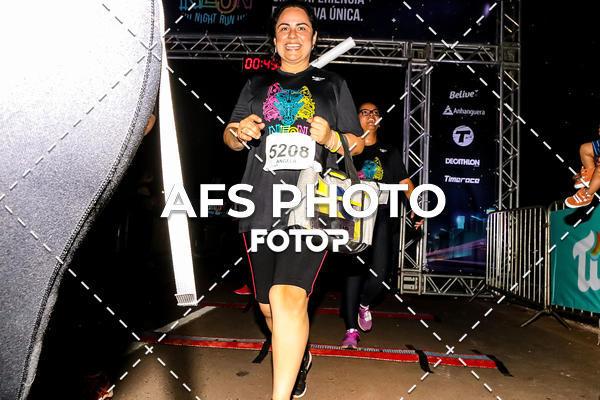 Buy your photos of the eventNeon Night Run 2019 - Brasilia on Fotop