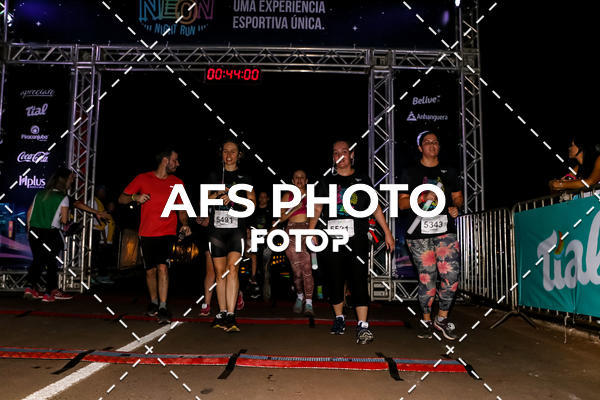 Buy your photos of the eventNeon Night Run 2019 - Brasilia on Fotop