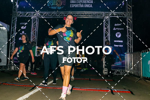 Buy your photos of the eventNeon Night Run 2019 - Brasilia on Fotop