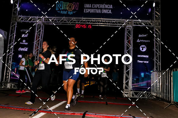 Buy your photos of the eventNeon Night Run 2019 - Brasilia on Fotop