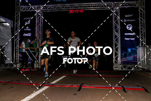 Buy your photos of the eventNeon Night Run 2019 - Brasilia on Fotop