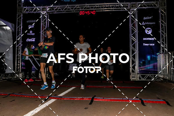 Buy your photos of the eventNeon Night Run 2019 - Brasilia on Fotop