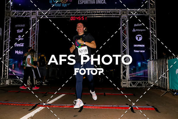 Buy your photos of the eventNeon Night Run 2019 - Brasilia on Fotop