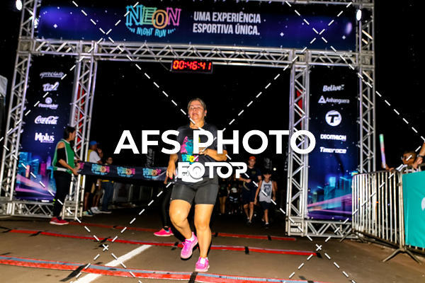 Buy your photos of the eventNeon Night Run 2019 - Brasilia on Fotop
