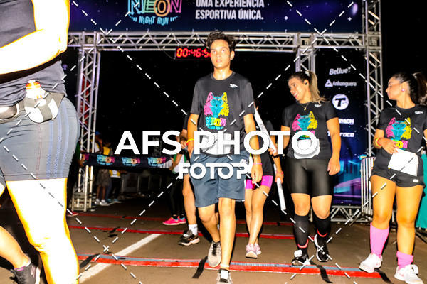 Buy your photos of the eventNeon Night Run 2019 - Brasilia on Fotop