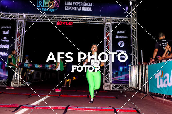 Buy your photos of the eventNeon Night Run 2019 - Brasilia on Fotop