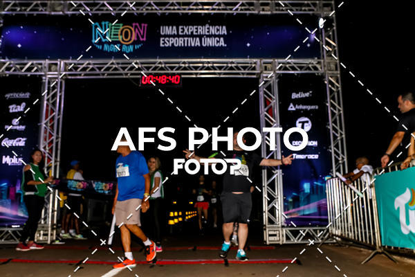 Buy your photos of the eventNeon Night Run 2019 - Brasilia on Fotop