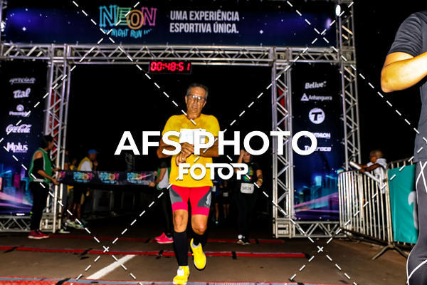 Buy your photos of the eventNeon Night Run 2019 - Brasilia on Fotop
