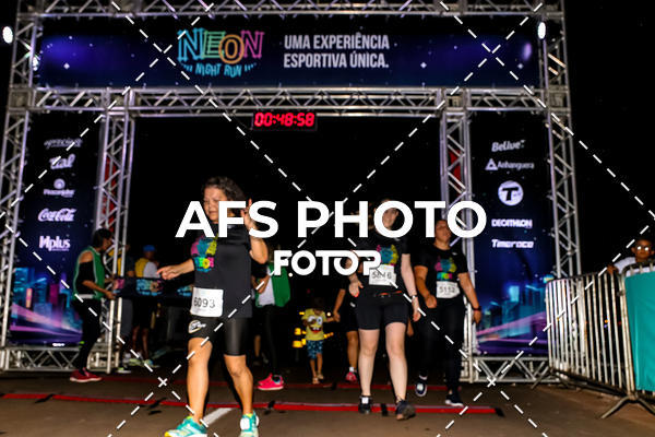 Buy your photos of the eventNeon Night Run 2019 - Brasilia on Fotop