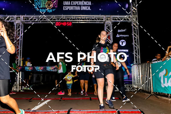 Buy your photos of the eventNeon Night Run 2019 - Brasilia on Fotop