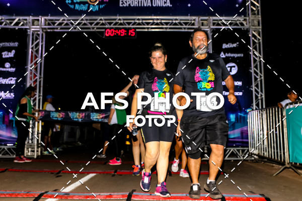 Buy your photos of the eventNeon Night Run 2019 - Brasilia on Fotop