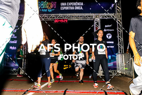 Buy your photos of the eventNeon Night Run 2019 - Brasilia on Fotop