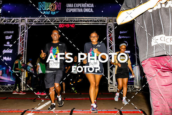 Buy your photos of the eventNeon Night Run 2019 - Brasilia on Fotop