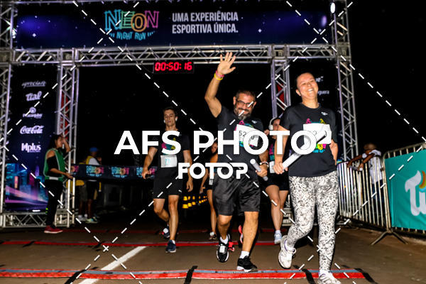 Buy your photos of the eventNeon Night Run 2019 - Brasilia on Fotop