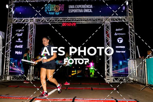 Buy your photos of the eventNeon Night Run 2019 - Brasilia on Fotop