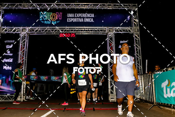 Buy your photos of the eventNeon Night Run 2019 - Brasilia on Fotop