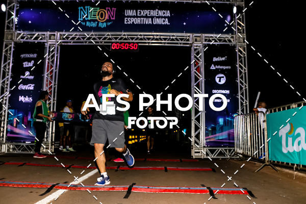 Buy your photos of the eventNeon Night Run 2019 - Brasilia on Fotop