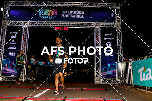 Buy your photos of the eventNeon Night Run 2019 - Brasilia on Fotop