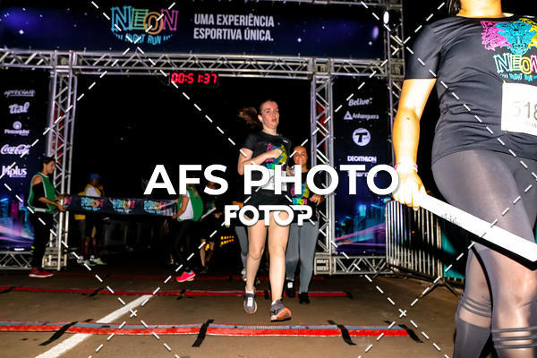 Buy your photos of the eventNeon Night Run 2019 - Brasilia on Fotop