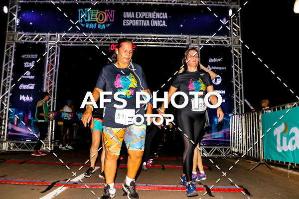Buy your photos of the eventNeon Night Run 2019 - Brasilia on Fotop
