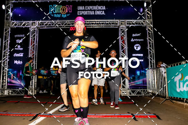 Buy your photos of the eventNeon Night Run 2019 - Brasilia on Fotop
