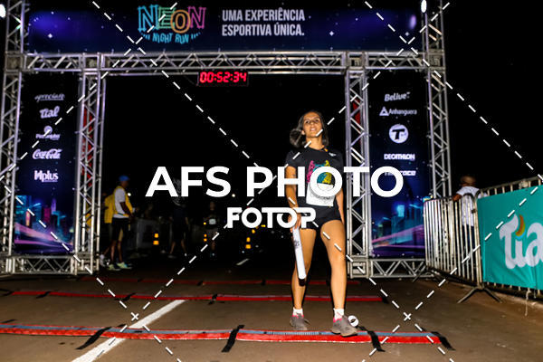 Buy your photos of the eventNeon Night Run 2019 - Brasilia on Fotop