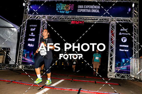 Buy your photos of the eventNeon Night Run 2019 - Brasilia on Fotop