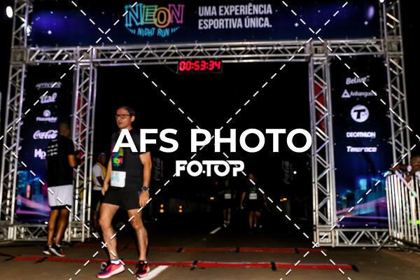 Buy your photos of the eventNeon Night Run 2019 - Brasilia on Fotop