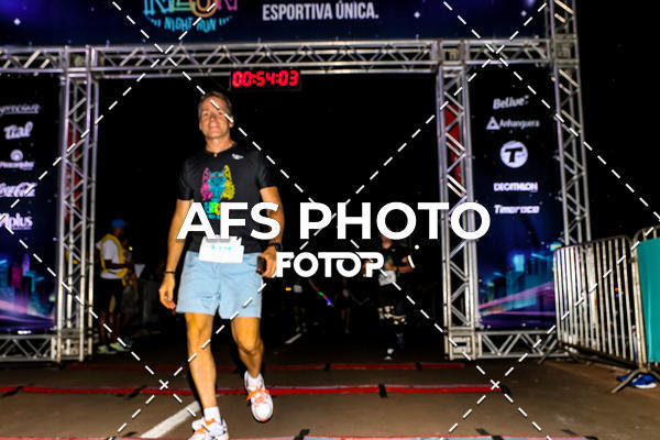 Buy your photos of the eventNeon Night Run 2019 - Brasilia on Fotop