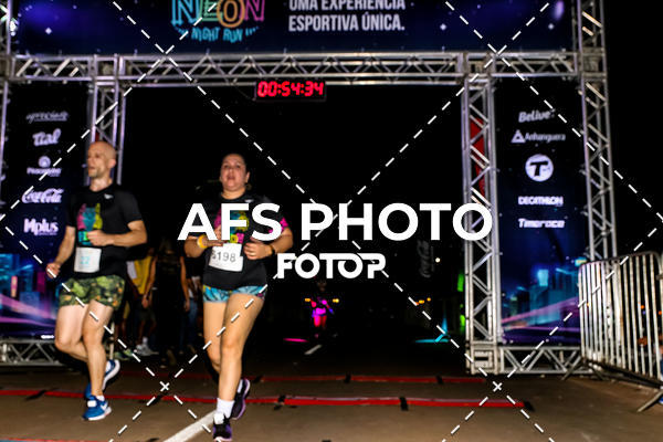 Buy your photos of the eventNeon Night Run 2019 - Brasilia on Fotop